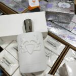 Assorted perfumes 2 Assorted perfumes