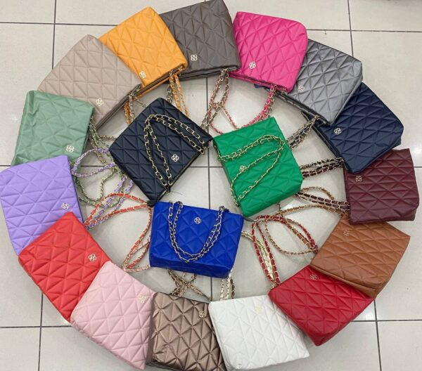 IMG_20220119_085837_166.jpg Wholesale Woman Bags & Purse Pallets for Sale - Bulk Discounts Available