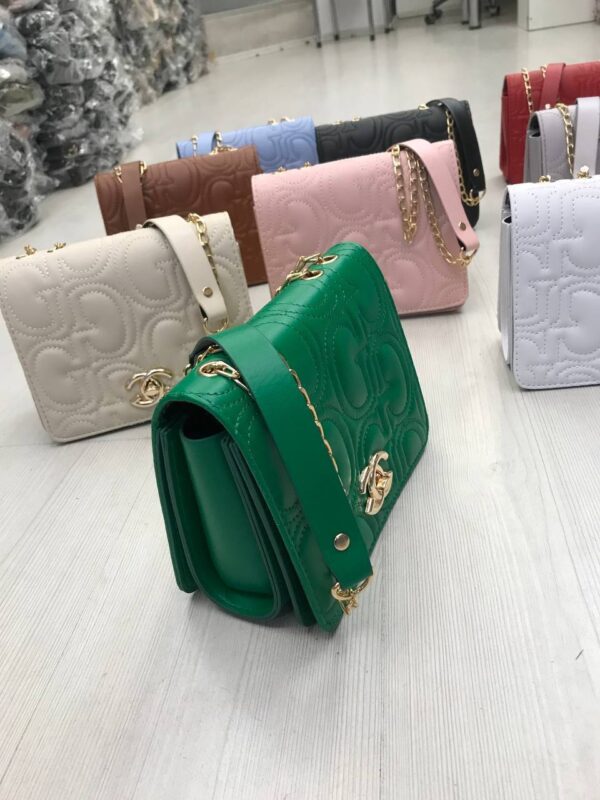 IMG_20220218_164323_819.jpg Wholesale Woman Bags & Purse Pallets for Sale - Bulk Discounts Available