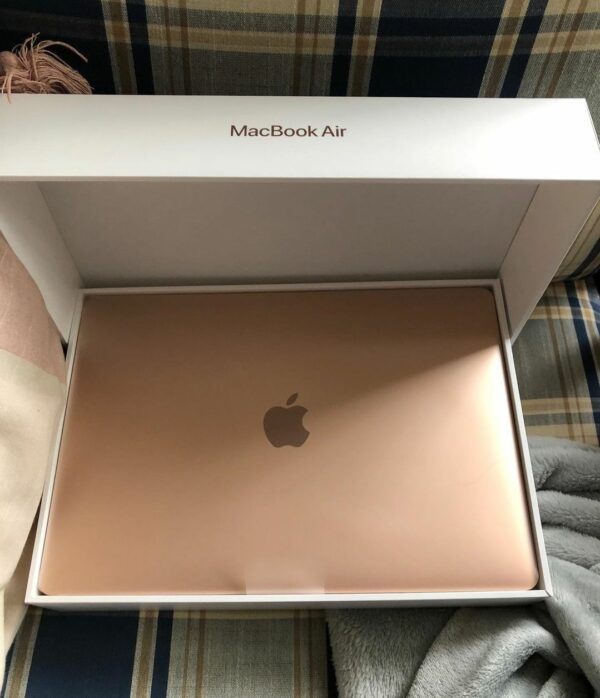 MacBook Air 8 MacBook Air