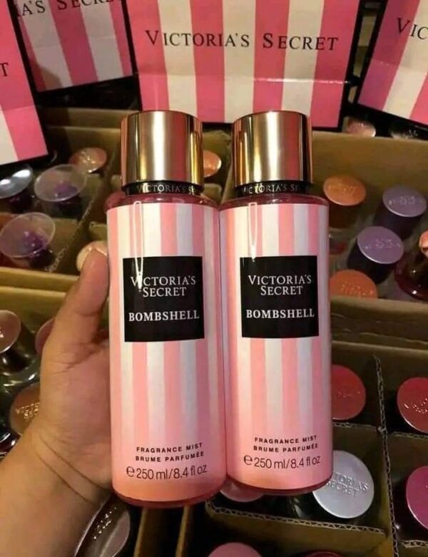 62859.jpg Assorted perfumes