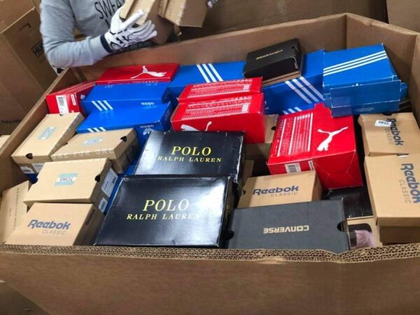 1000008586.jpg JOURNEYS SHOES pallet